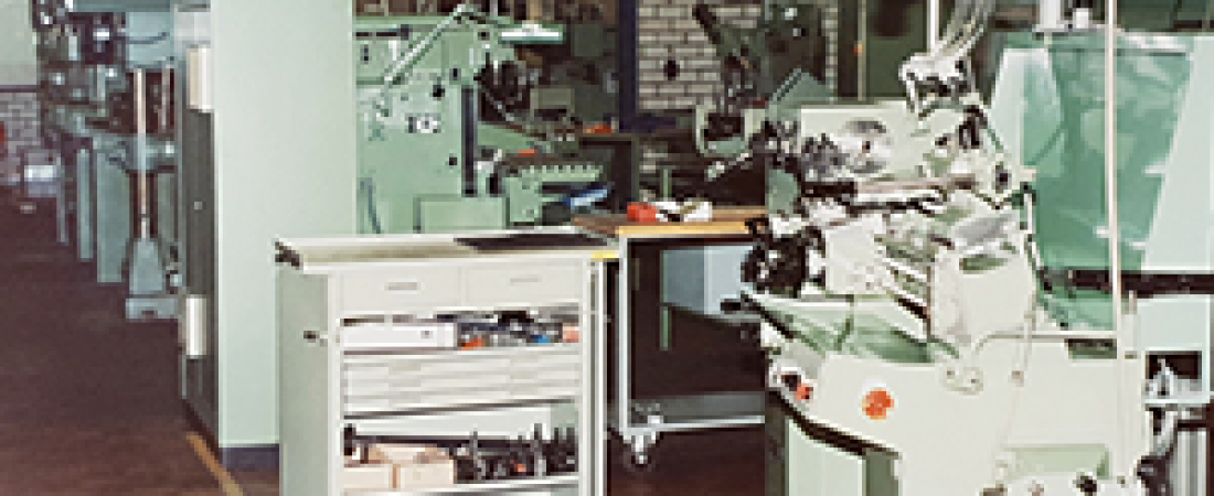 1987 1987